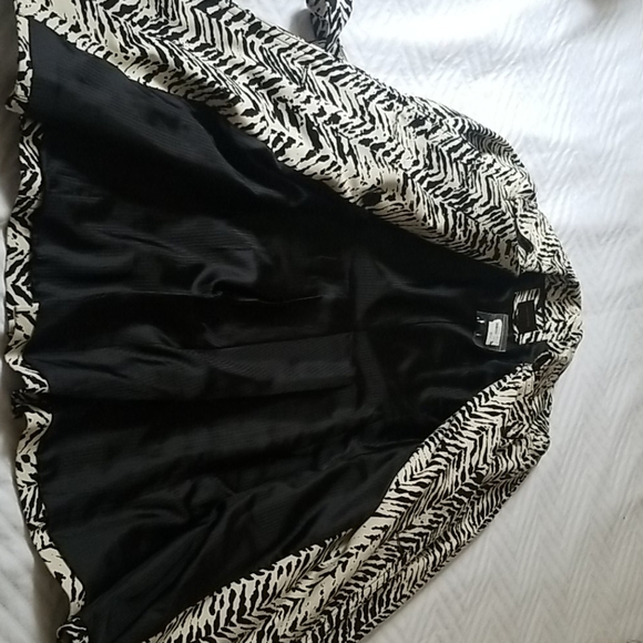 Spring Jacket - Picture 2 of 4